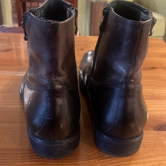 Robert Wayne Collection leather brown Boots  size 11 - Picture 4 of 11